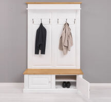 Individuelle Landhaus-Garderobe kreieren