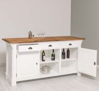Großer Tresen Salzburg im Landhausstil gewachst