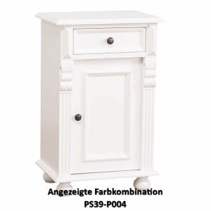 Romantischer Beistellschrank in Landhausoptik lackiert