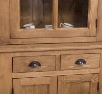 Schmale Buffet-Vitrine Landhausstil lackiert