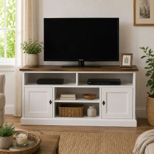 Geräumige TV-Kommode im Landhausstil