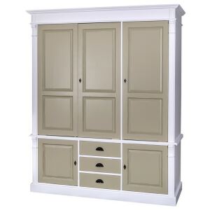 Großer Kleiderschrank Massivholz im Landhausstil