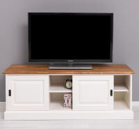 TV-Lowboard mit Schiebetüren in Landhausoptik