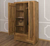 Kleiderschrank Wildeiche im Landhausstil