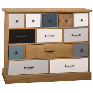 Bunter Apothekerschrank im Landhausstil