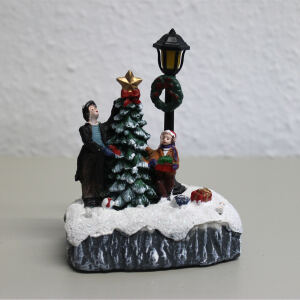 Miniatur Winterlandschaft beleuchtet