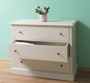 Romantische Kommode cremegrau shabby chic