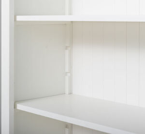 Wohnzimmer Bücherwand Landhaus - weiß blau