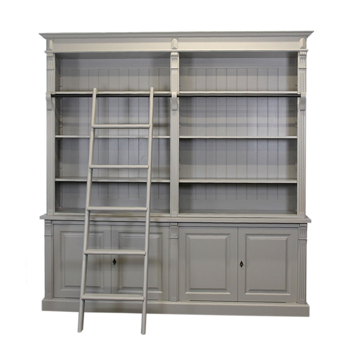 Massivholz Bücherwand im Landhausstil mit Leiter - Onlineshop für massive Landhausmöbel