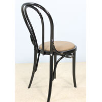 Rustikaler Bistrostuhl schwarz mit Kunstleder beige