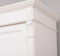 Shabby Chic Landhaus-Kleiderschrank altweiß