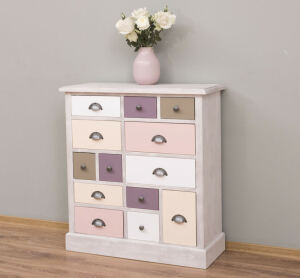 Vintage Apothekerschrank im Landhausstil rosa