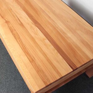 Großer Massivholz Couchtisch mit Ablage - 120x70cm