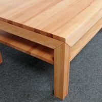 Großer Massivholz Couchtisch mit Ablage - 120x70cm