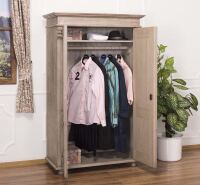 Rustikaler Kleiderschrank Massivholz im Landhausstil, graubraun