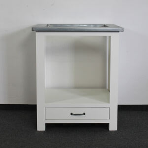 Weißer Backofenschrank mit Schublade im Landhausstil