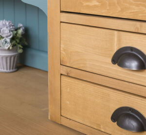 Breiter Buffetschrank im Landhausstil - braun, blau