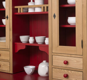 Massivholz Landhaus Buffetschrank - braun, rot