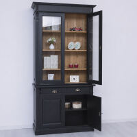 Schwarzer Vitrinenschrank im Landhausstil