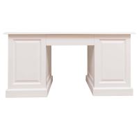 Weißer Schreibtisch im Landhausstil