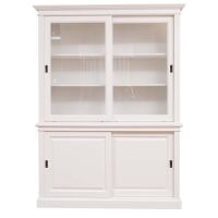 Weißer Schiebetürenschrank im Landhausstil