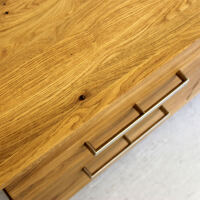 TV Board 120 cm breit aus Eiche geölt