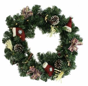 Weihnachtstürkranz, dekoriert und beleuchtet
