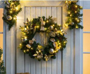 Türkranz Weihnachten beleuchtet