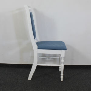 Esszimmerstuhl weiß im Landhausstil