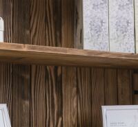 Weiß-braunes Bücherregal mit Schubladen