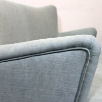 2-Sitzer Retro Sofa mintgrün