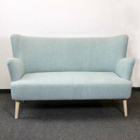 2-Sitzer Retro Sofa mintgrün