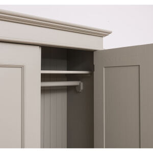 Massiver Kleiderschrank Vintage in steingrau