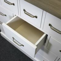 Apothekerkommode Landhausstil, cremeweiß mit gebürsteter Platte
