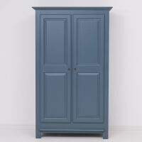 Massiver Landhausstil Kleiderschrank nachtblau