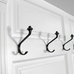 Große Landhaustil Garderobe weiß-braun