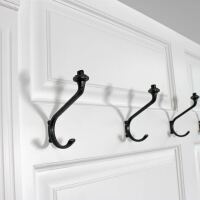 Große Landhaustil Garderobe weiß-braun