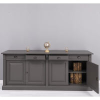 Aschbraunes Buffet im Landhausstil