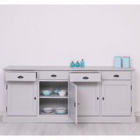 Massives Sideboard im Landhausstil in lichtgrau