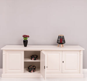 Massives Sideboard in cremeweiß