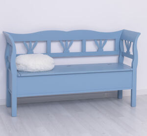 Blaue Sitzbank mit RÃ¼ckenlehne und Stauraum