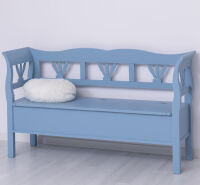 Blaue Sitzbank mit RÃ¼ckenlehne und Stauraum