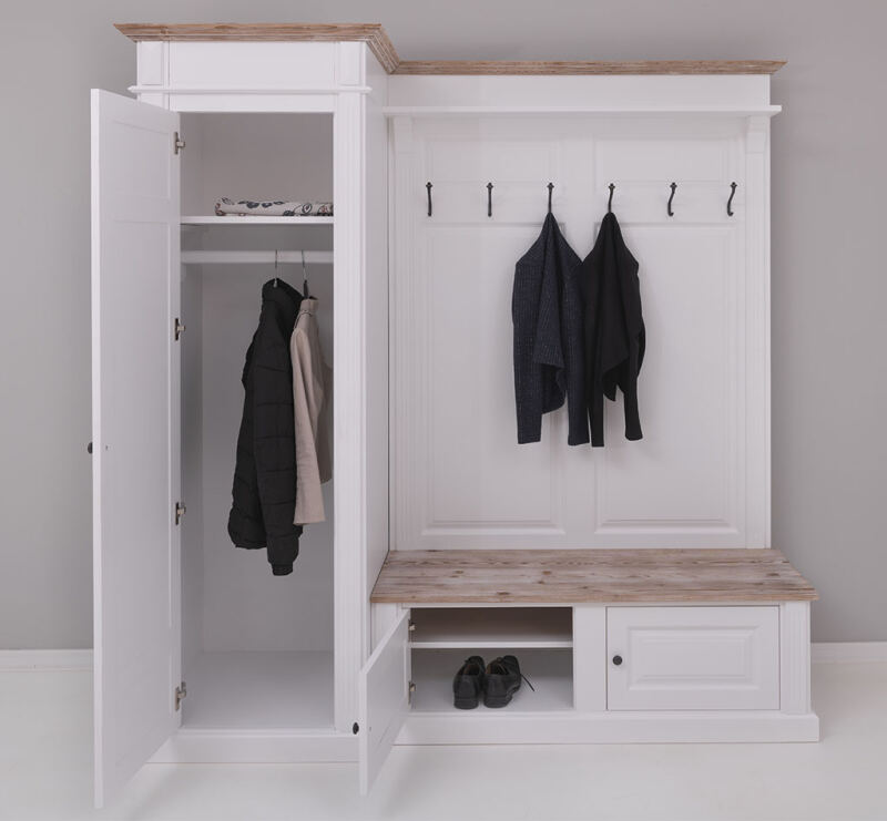Große Landhaus Garderobe mit Schrank links - Onlineshop für massive Landhausmöbel