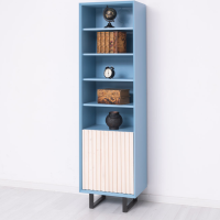 Vintage Schrank Berlin himmelblau weiß im Landhausstil