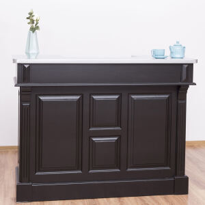 Schwarze Bartheke im Landhausstil mit Zinkplatte