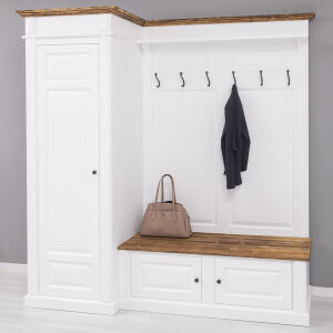 Landhaus Garderobe mit viel Stauraum Vintage