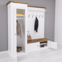 Landhaus Garderobe mit viel Stauraum Vintage