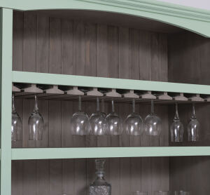 Vintage Esszimmerschrank mit viel Stauraum mintgrün