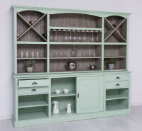 Vintage Esszimmerschrank mit viel Stauraum mintgrün
