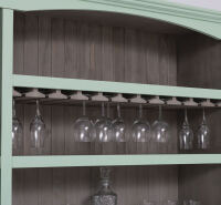 Vintage Esszimmerschrank mit viel Stauraum mintgrün